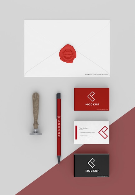 PSD minimalist mock-up stationery arrangement