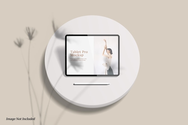 Minimalist tablet mockup on the podium Premium Psd