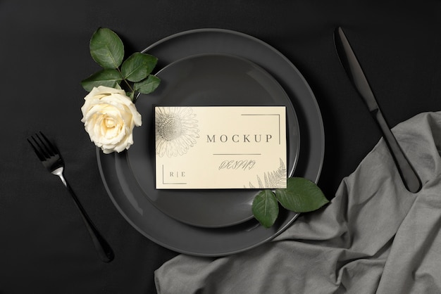 Mock-up di design minimalista del menu di nozze