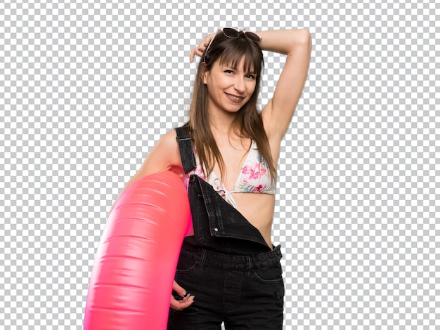 Młoda kobieta w bikini ono uśmiecha się