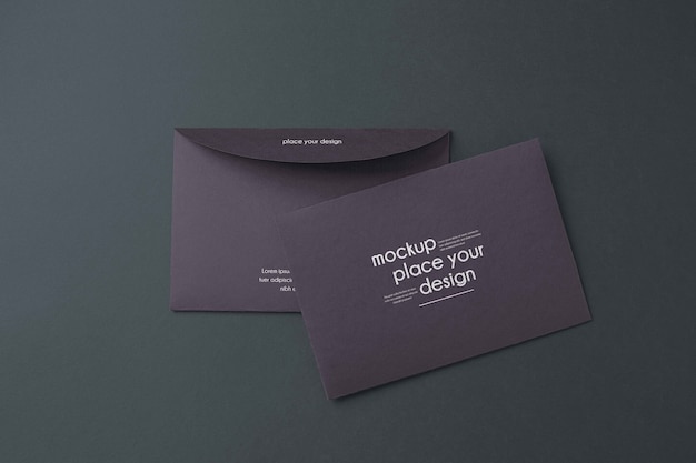 PSD mock-up per busta di carta scura