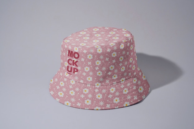 PSD design mock-up per copricapo con cappello a secchiello