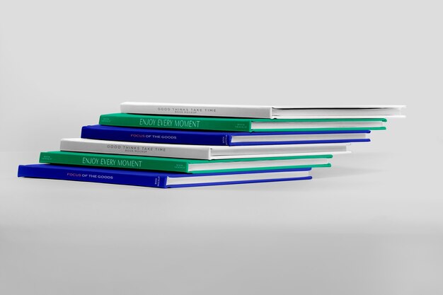 Design mock-up per libri impilati