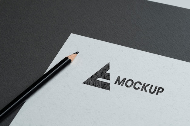 PSD design del logo mock-up su accessori di cancelleria