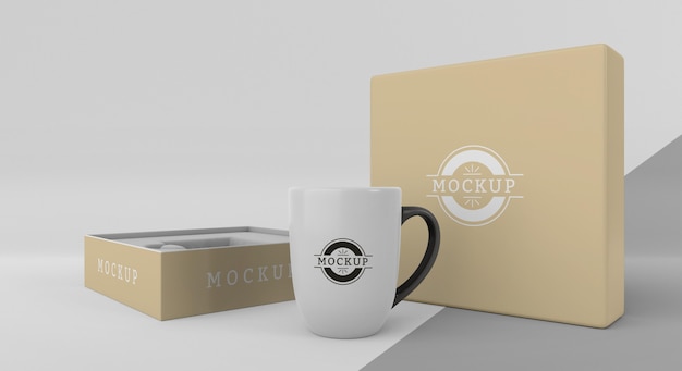 Mock-up mug box arrangement