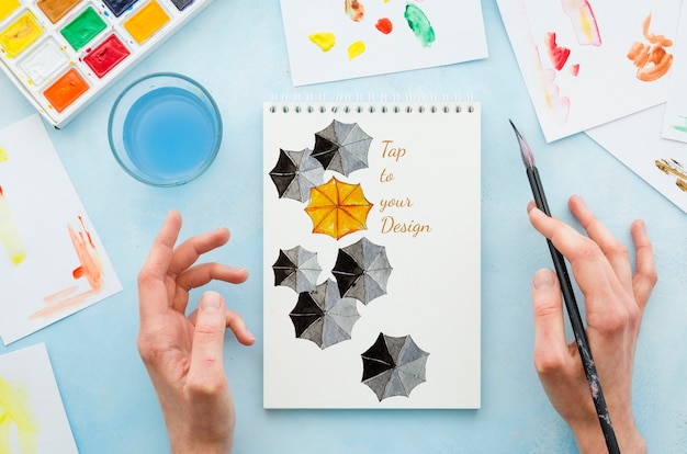 PSD mock-up notebook con disegno realistico