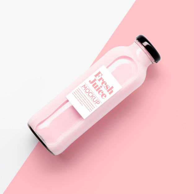 PSD mock-up van biologische fruitsmoothie