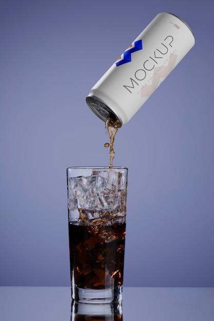 PSD mockup of drink can pouring liquid