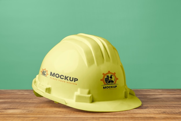 PSD mockup-ontwerp met helm