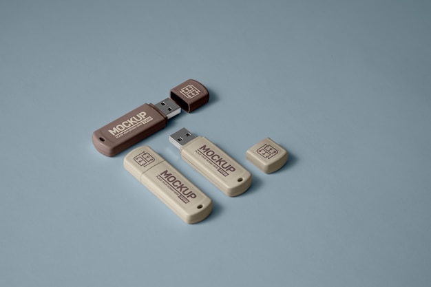 PSD mockup-ontwerp voor usb-sticks