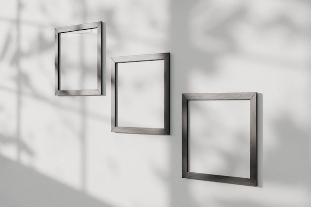 PSD mockup van drie vierkante frames op een witte muur met vensterschaduw-overlay