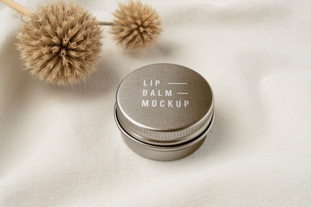 Mockup van metalen lippenbalsemcontainer