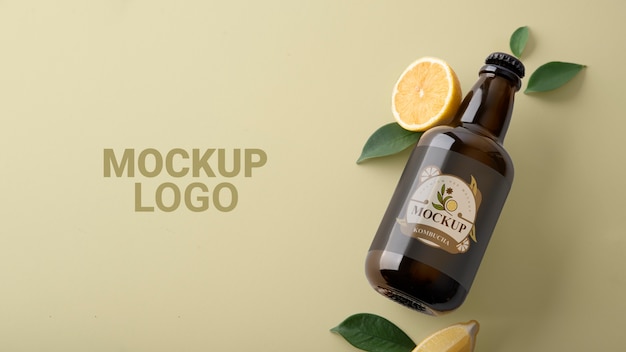 PSD mockup voor kombucha-verpakkingsontwerp