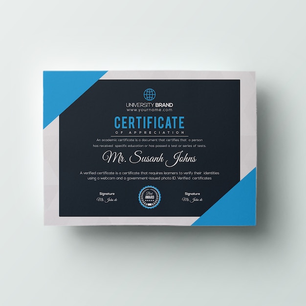 PSD modern certificate template