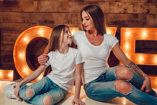 Moeder en dochter moment van liefde