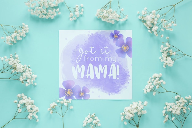 PSD mothers day card mockup with flowers