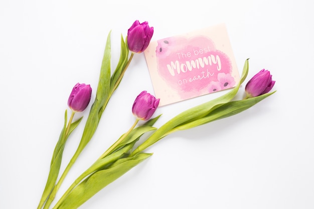 PSD mothers day card mockup with flowers