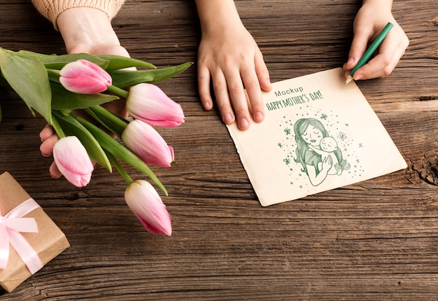 PSD mothers day concept with flowers