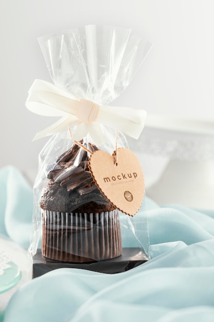 muffin in transparent packaging