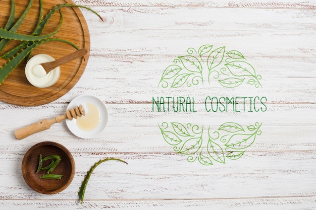 Decorazione del salone di cosmetici naturali con modello di logo