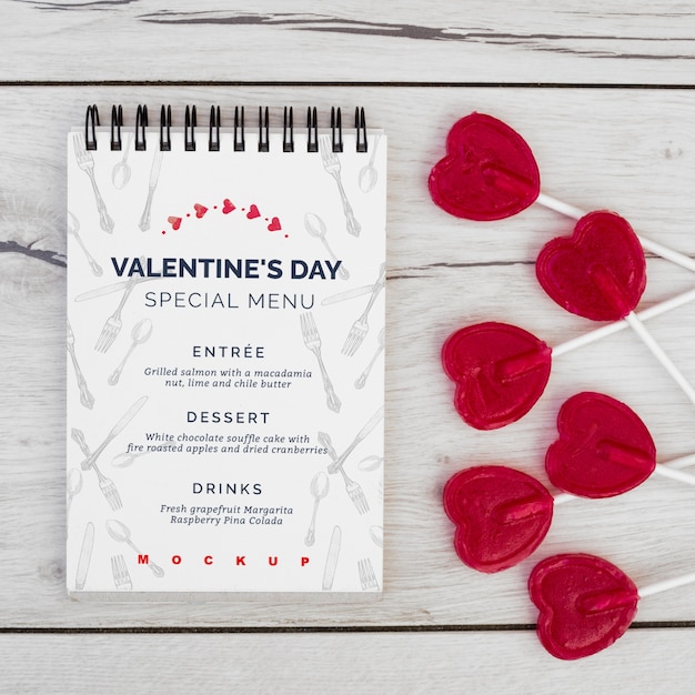 Notepad-mockup voor Valentijnsmenu