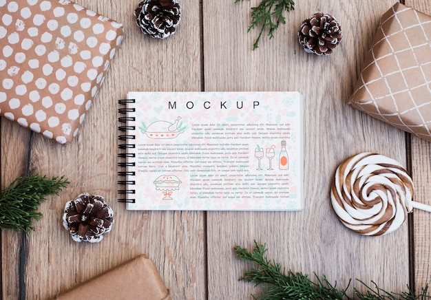 Notepad mockup with christmas concept