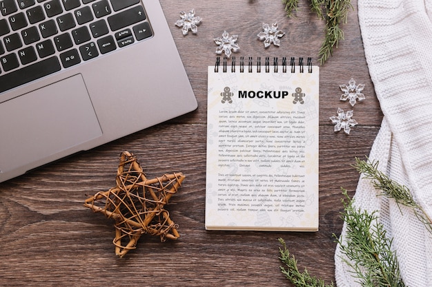 PSD notepad mockup with christmas concept