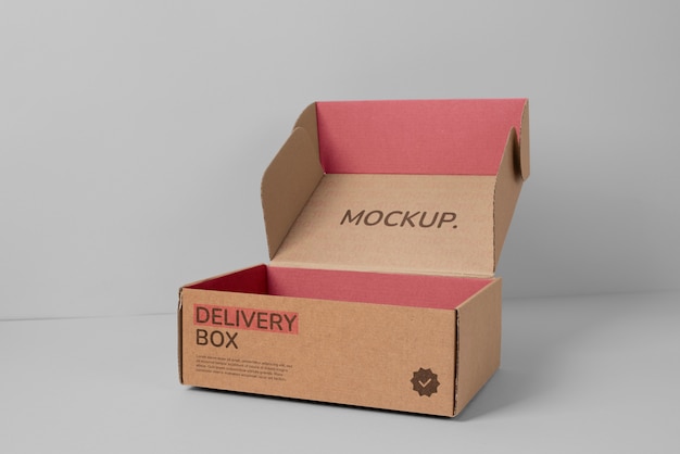 PSD open mailing box mockup