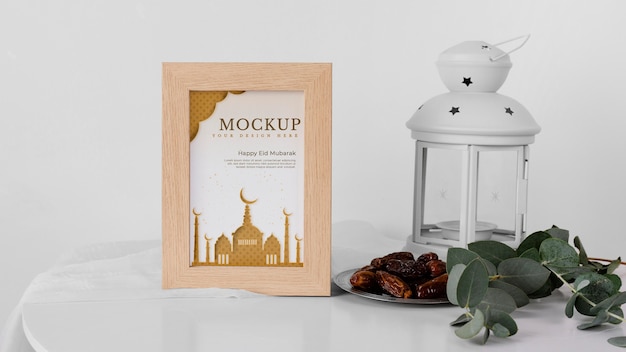 Opstelling van mock-up ramadan-frame binnenshuis
