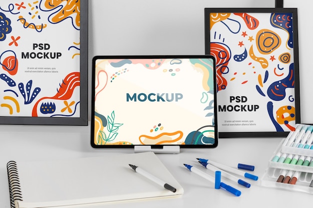 PSD mockup di set per artisti organizzato