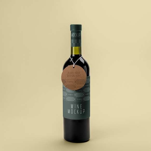 Mockup di progettazione del pacchetto per l'etichettatura del vino