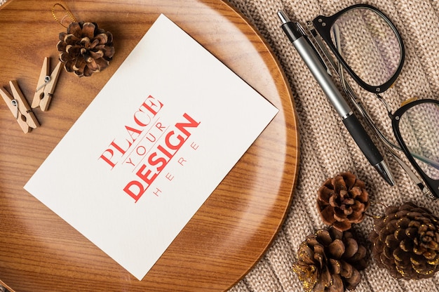 Papieren wenskaart PSD-mockup