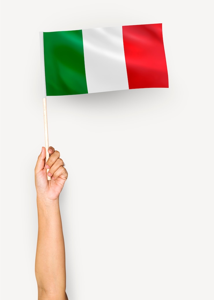 PSD persoon die de vlag van de italiaanse republiek zwaaien