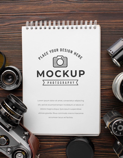 Workshop di fotografo con taccuino mock-up