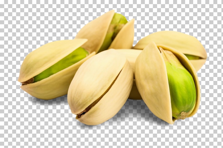 PSD 在透明背景上孤立的 pistachios png psd