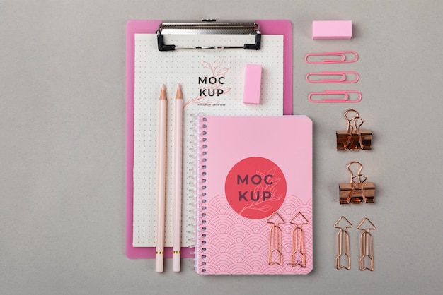 PSD mock-up planner con cancelleria per ufficio