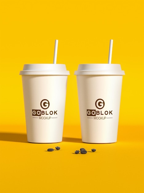 プラスチック製のコーヒーカップのモックアップ