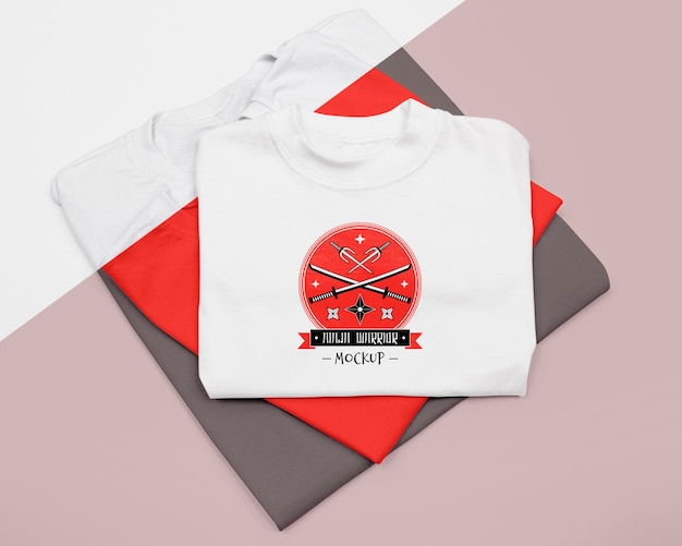 Plat leggen van t-shirt concept mock-up