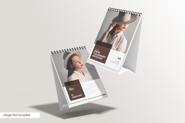 PSD mockup del calendario della scrivania ritratta