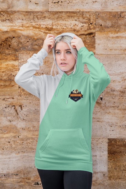 PSD portret jonge vrouw dragen hoodie