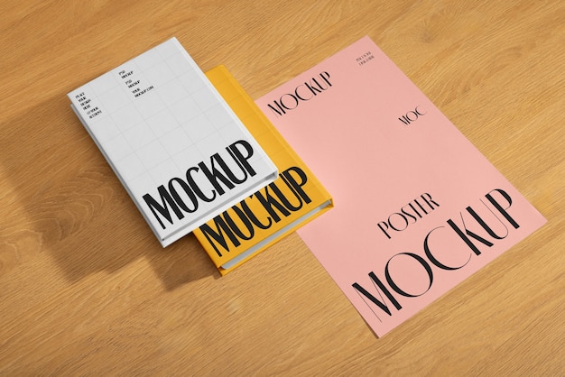 PSD poster en boek in studio mockup