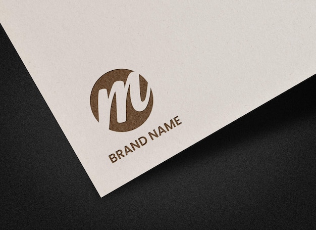 Mockup di design del logo in carta premium