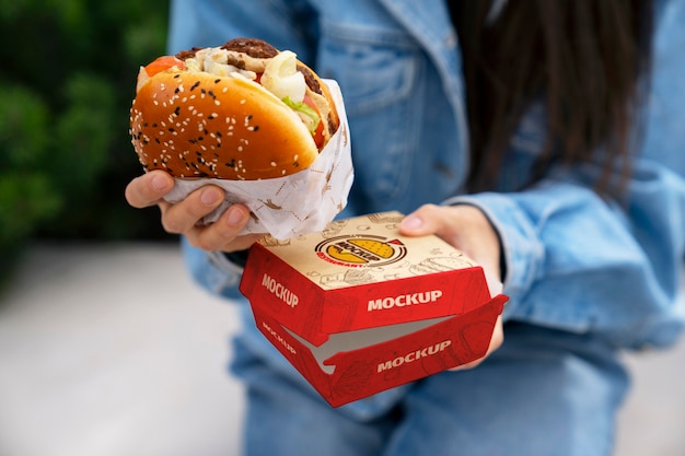 製品パッケージのモッケージ