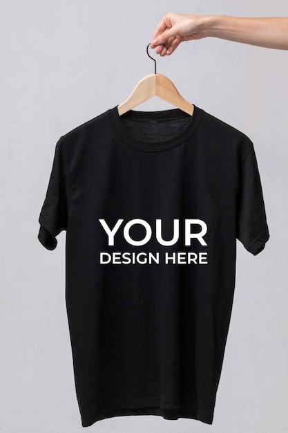 PSD eenvoudige zwarte heren tee mockup-sjabloon