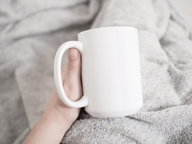 PSD psd white ceramic mug mockup