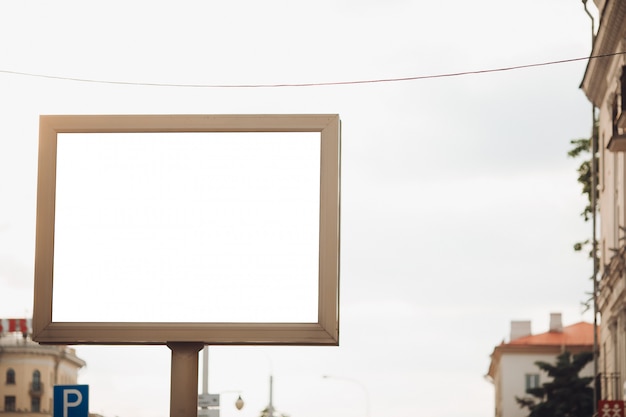 Pusty Billboard W Mieście