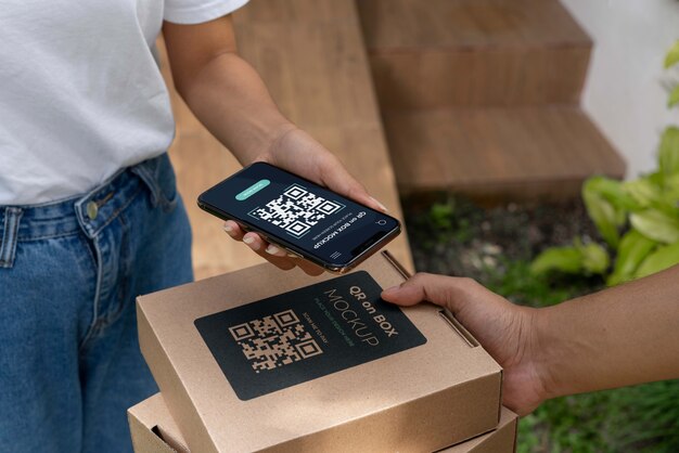 PSD qr-code op mockup-ontwerp van de doos