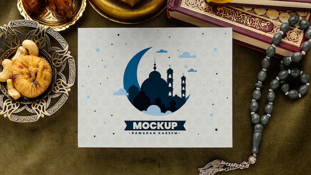 PSD stampa del ramadan e mockup del libro