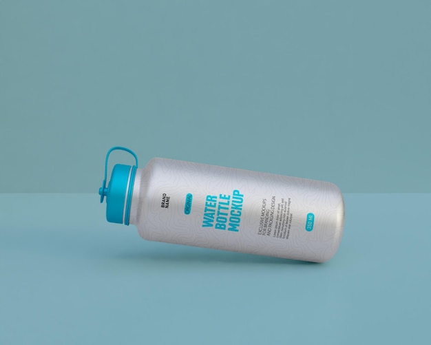 Bottiglia d'acqua 3d realistica e bottiglia d'acqua sportiva