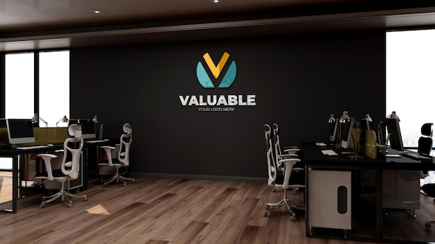 Mockup realistico del logo aziendale nell'area di lavoro dell'ufficio